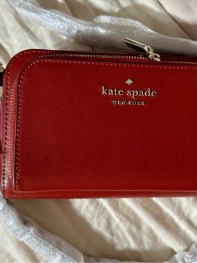 Kate Spade New York red currant saffiano crossbody wallet with gold logo - Staci